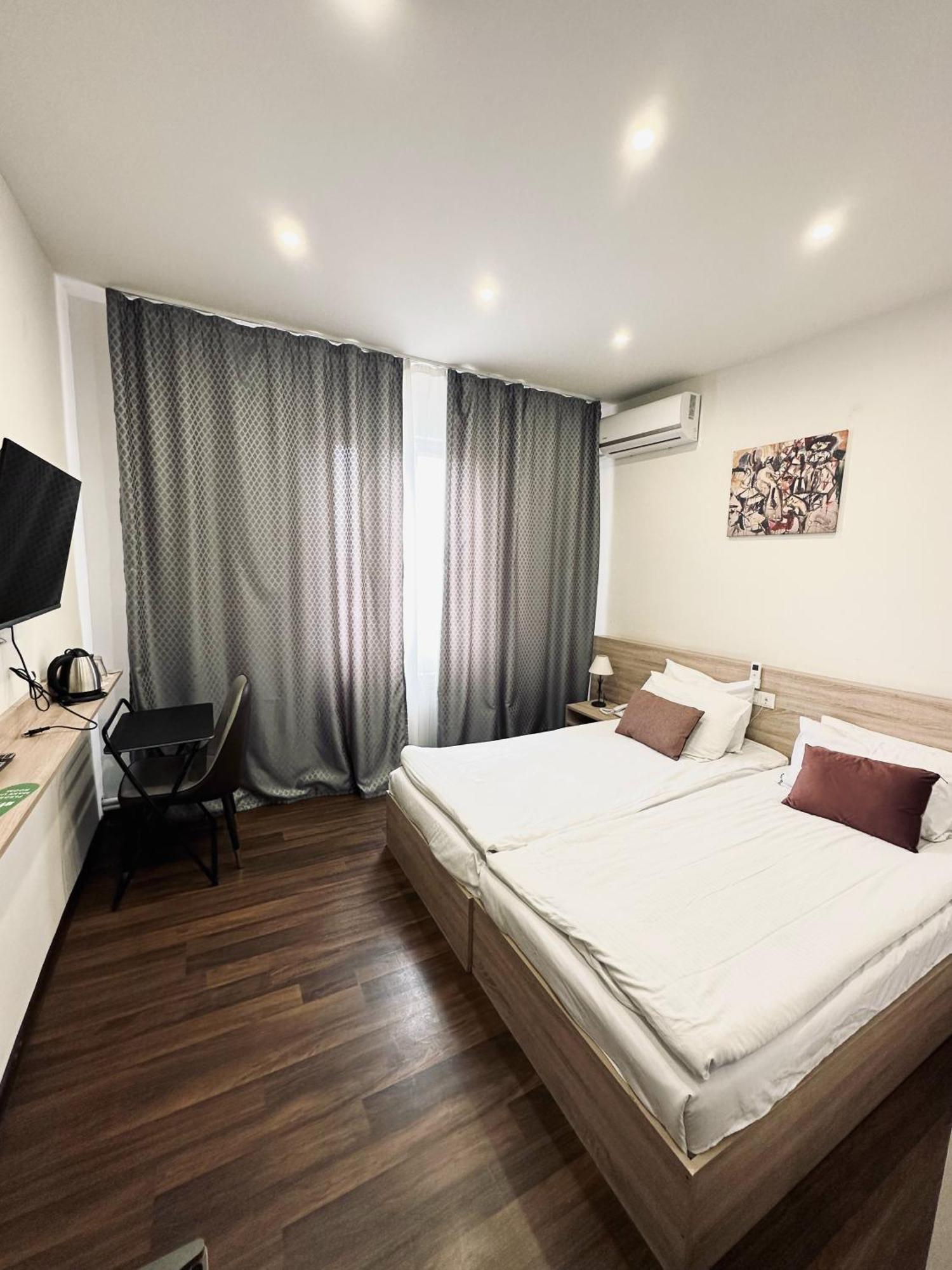 Rest Apartments By Nava Hotel Erivan Zimmer foto